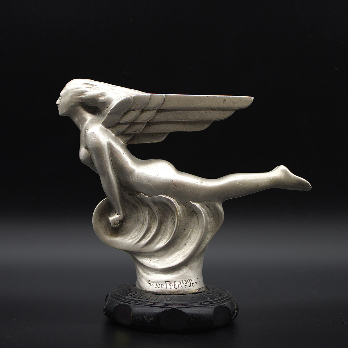 AUTOMOBILIA